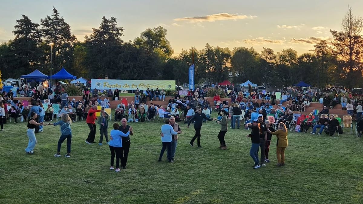 Felipe Solá se alista para la 10ª Fiesta de la Colmena el 14 de noviembre