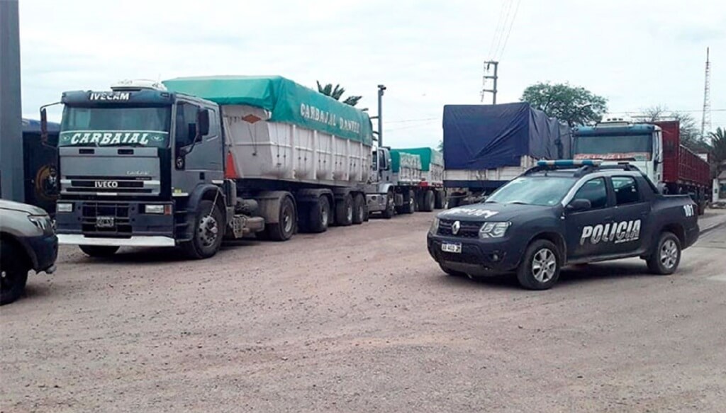 Preocupación en el NOA: desde Santiago del Estero alertan por "robos piraña" a los transportistas