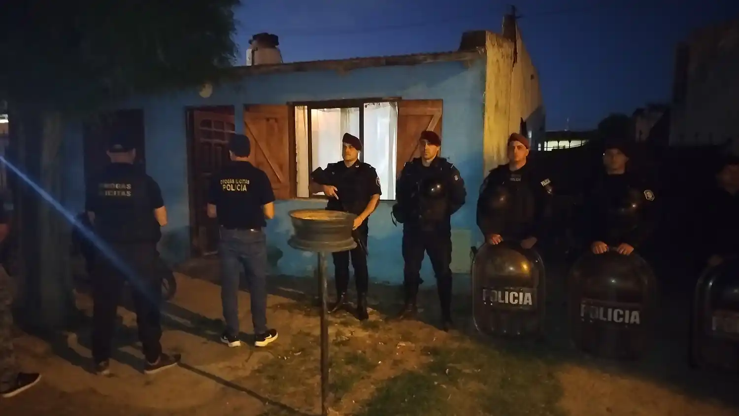 Allanamientos por drogas en Tres Arroyos: secuestran dinero y elementos