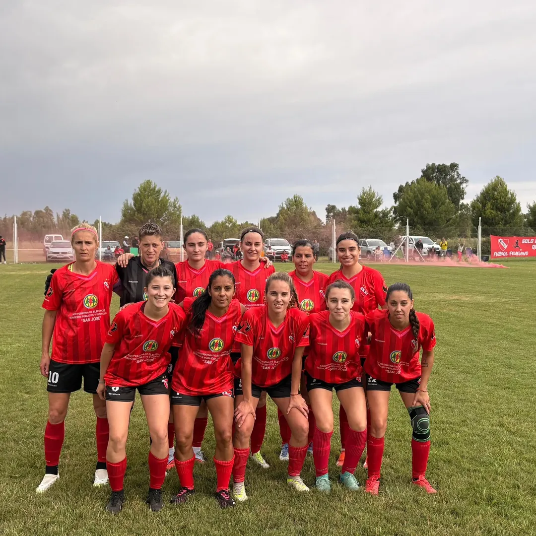 Fútbol femenino: Independiente enfrentará a Sarmiento en semifinales
