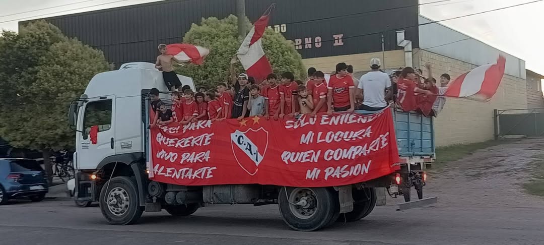 Independiente festejó el título anual de Octava tras imponerse 4 a 1 ante Unión de Tornquist