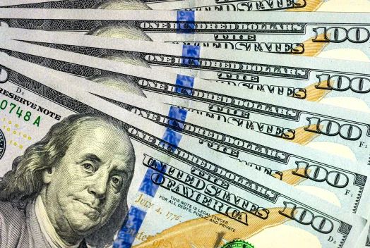 El dólar blue y las demás divisas abren la semana con nuevas cotizaciones