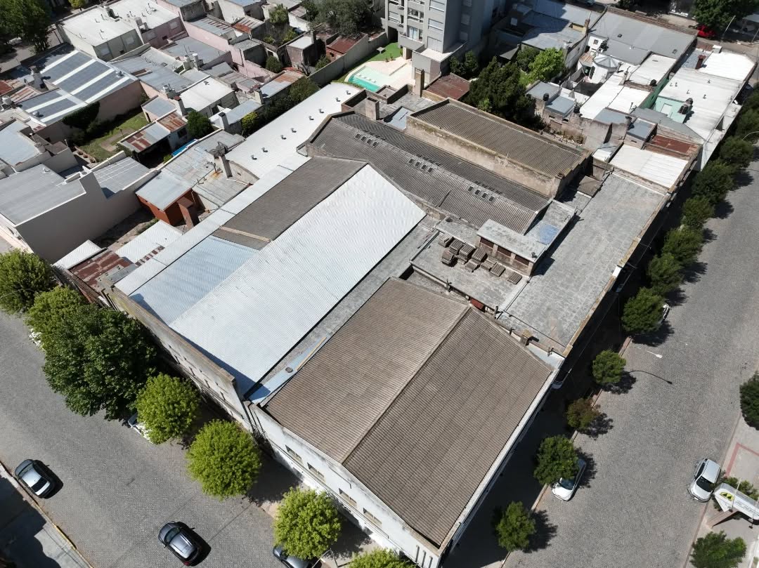 El Centro Blanco y Negro avanza con la renovación del techo