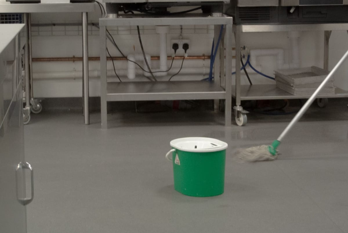 Industrial & Warehousing cleaning services