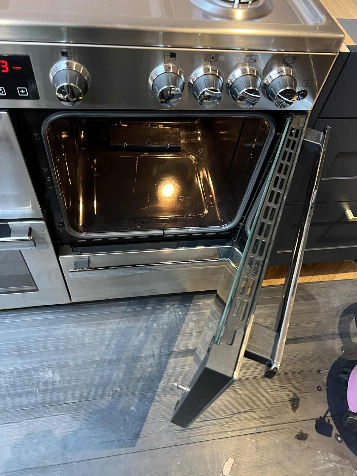 Professional cleaning result, Manchester