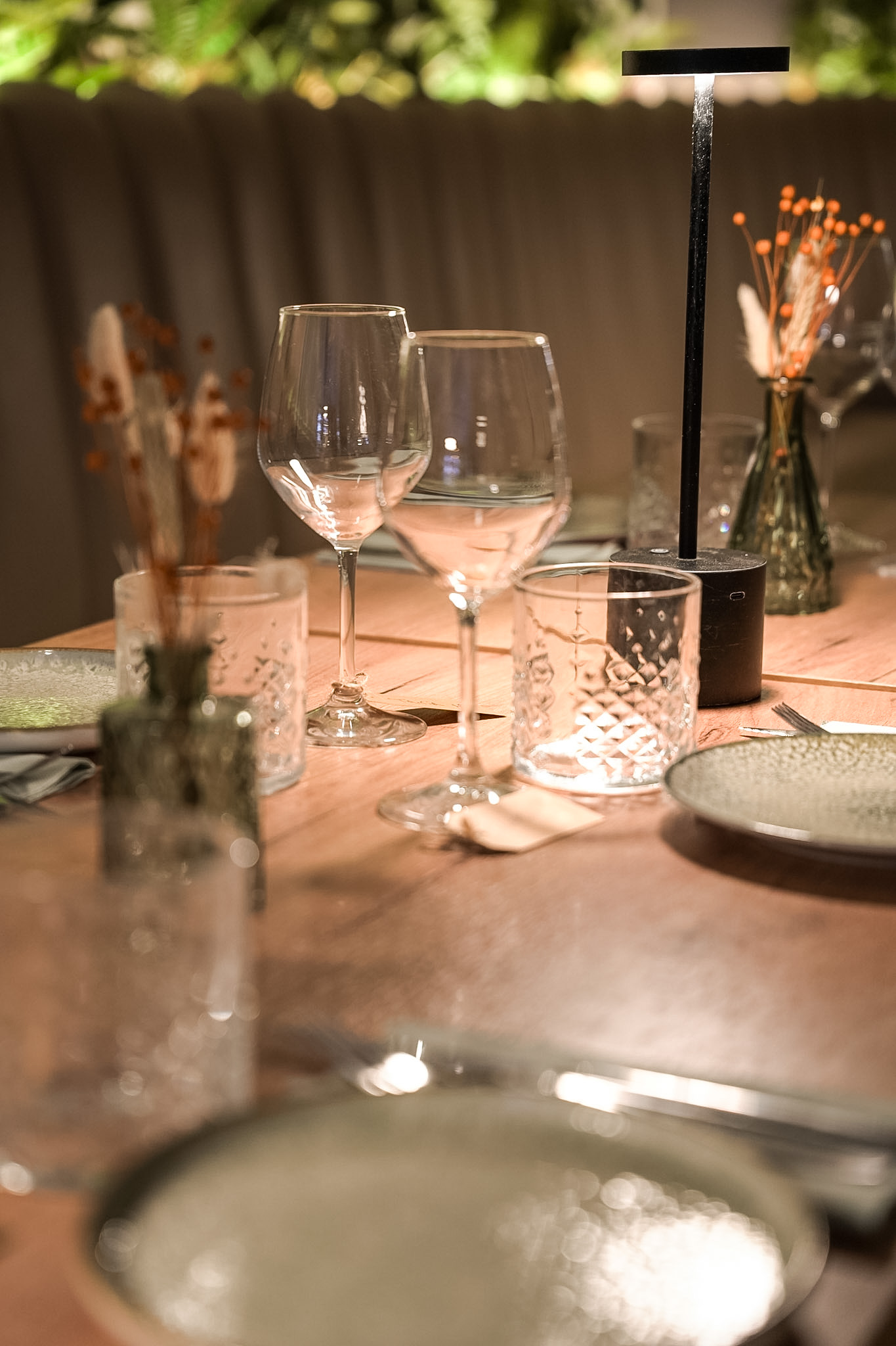 ENV - Table - Glasses