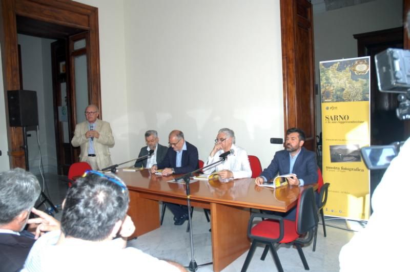 Sarno e la sua rappresentazione. Immagini di una metamorfosi urbana