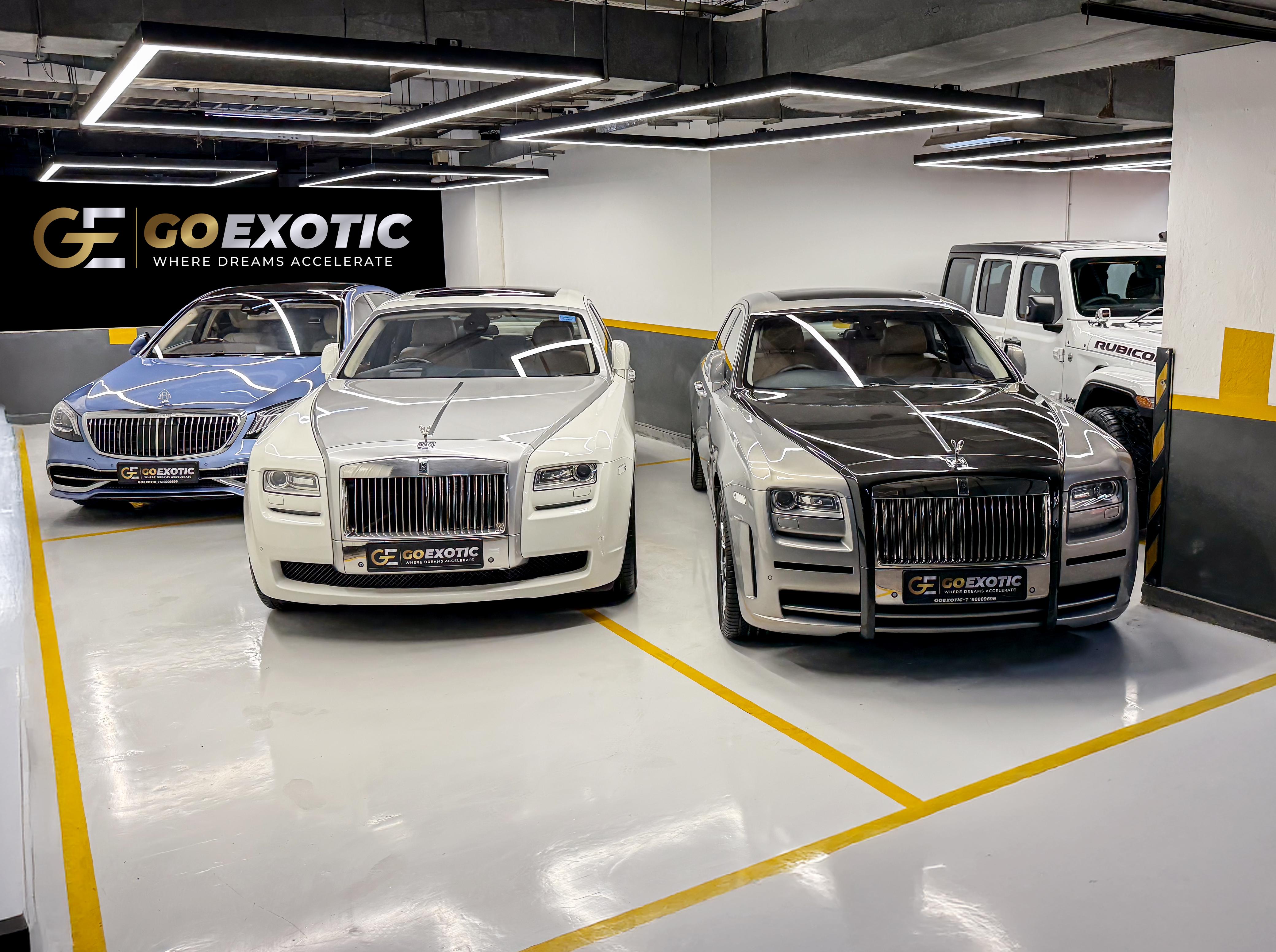 ourusps-happycustomers-img    