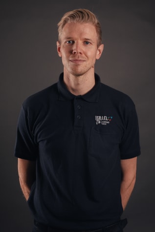 Rider headshot Mikkel Condé