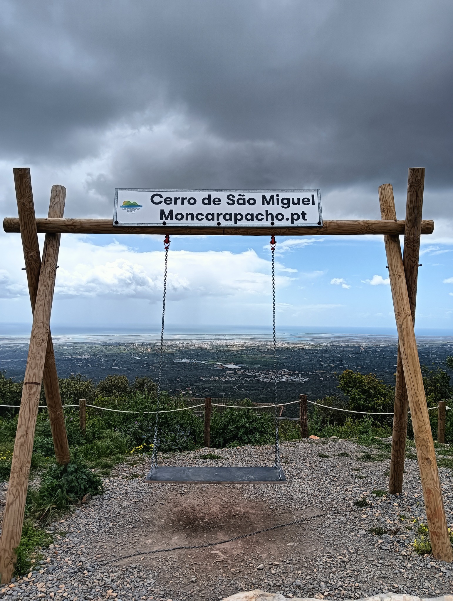 https://res.cloudinary.com/dpuhlo5by/image/upload/baloicocerro_ff2oy2