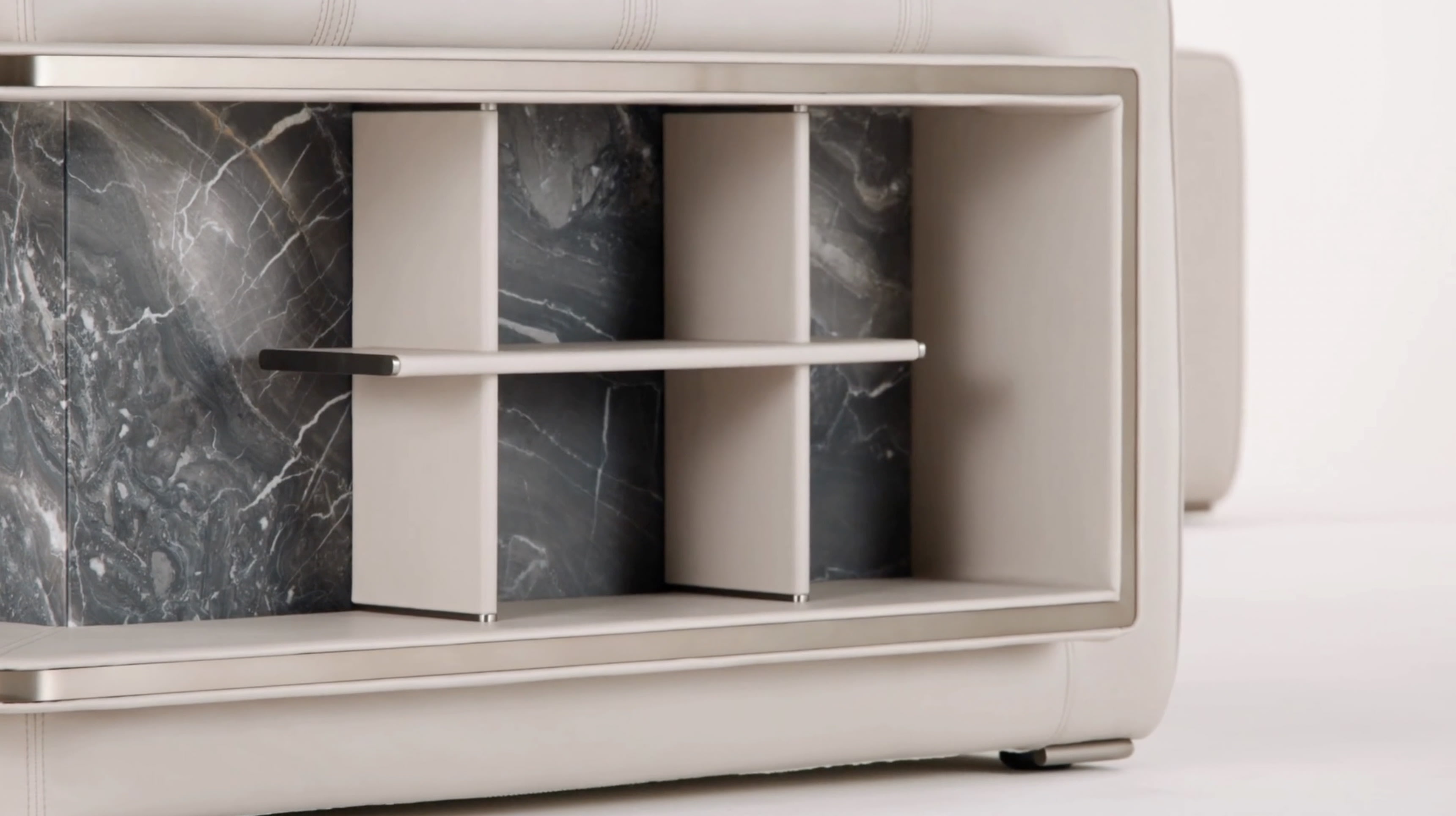 コレクション VISIONAIRE SUBSCRIPTION 39 PLAY Preorder] LCD 1:64 Pagani Utopia Red LCD64039-RE – Horizon Diecast