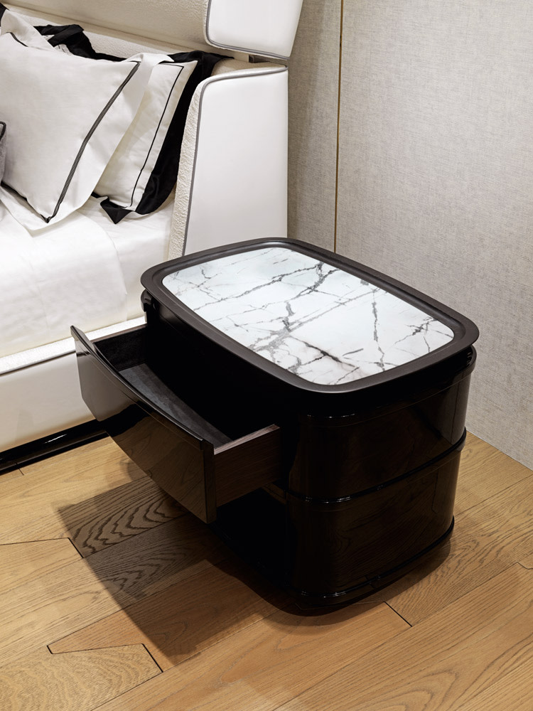 Nomos Bedside table detail 6
