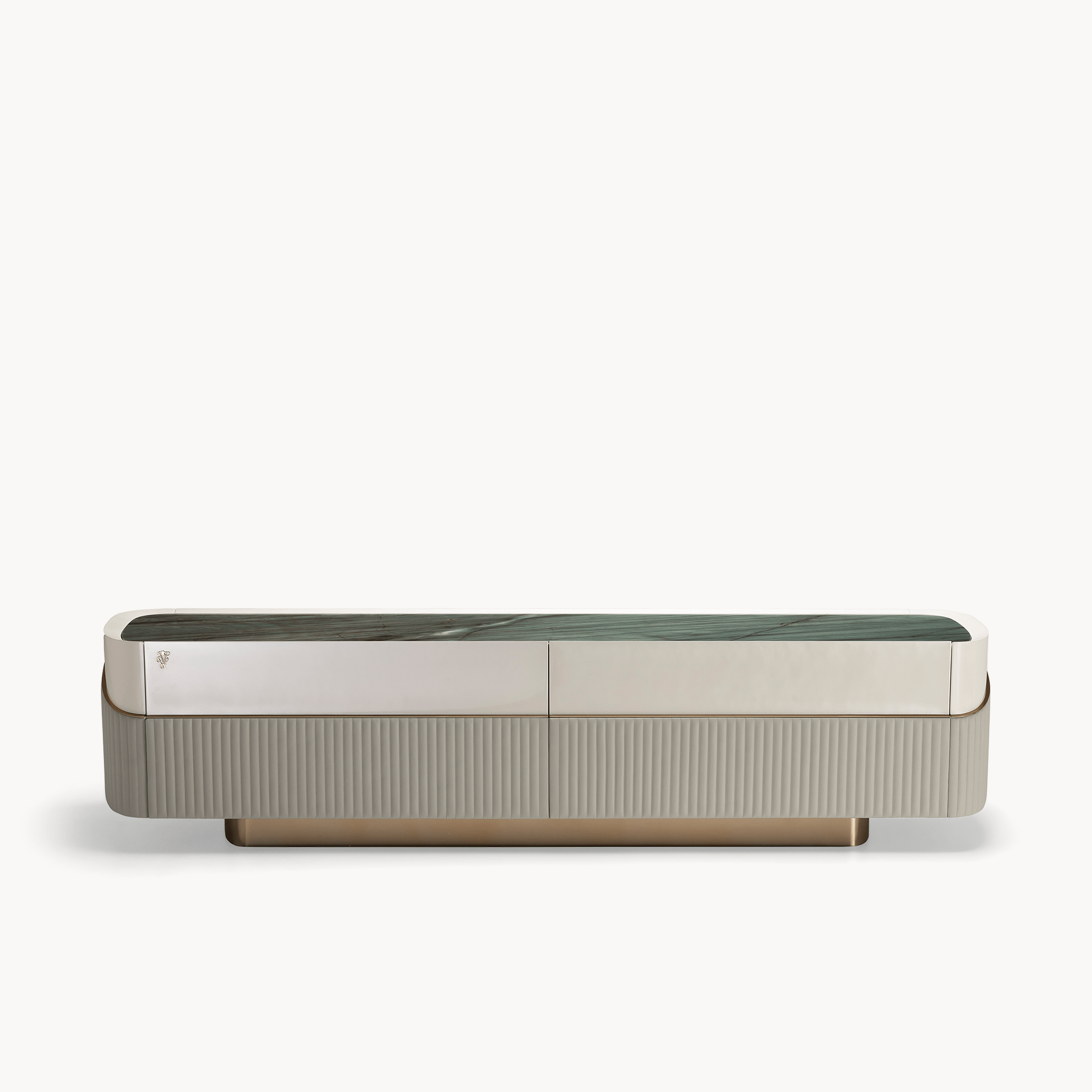 Majestic Chest of drawers