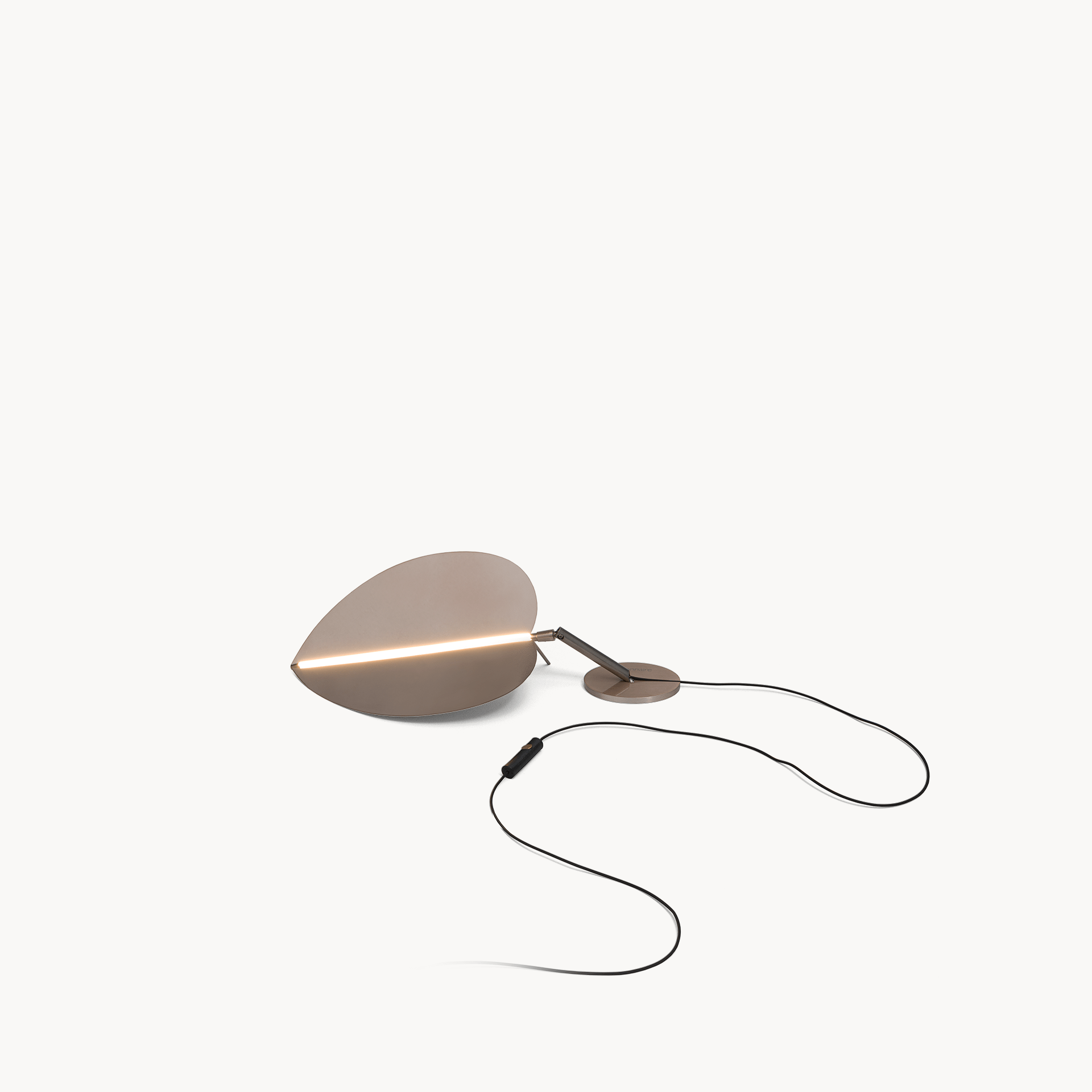 Aracea table lamp view 4