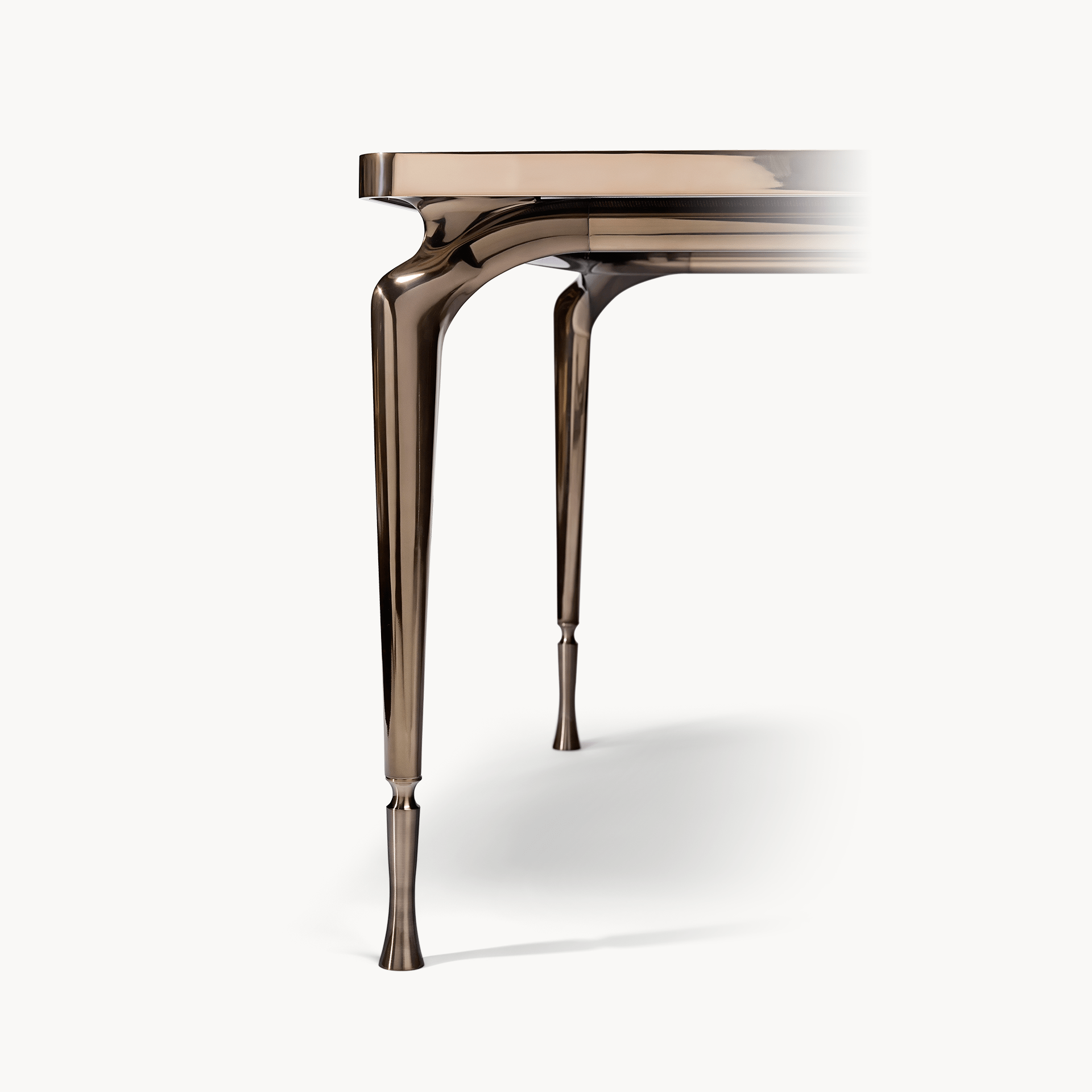 Thule Dining Table view 3