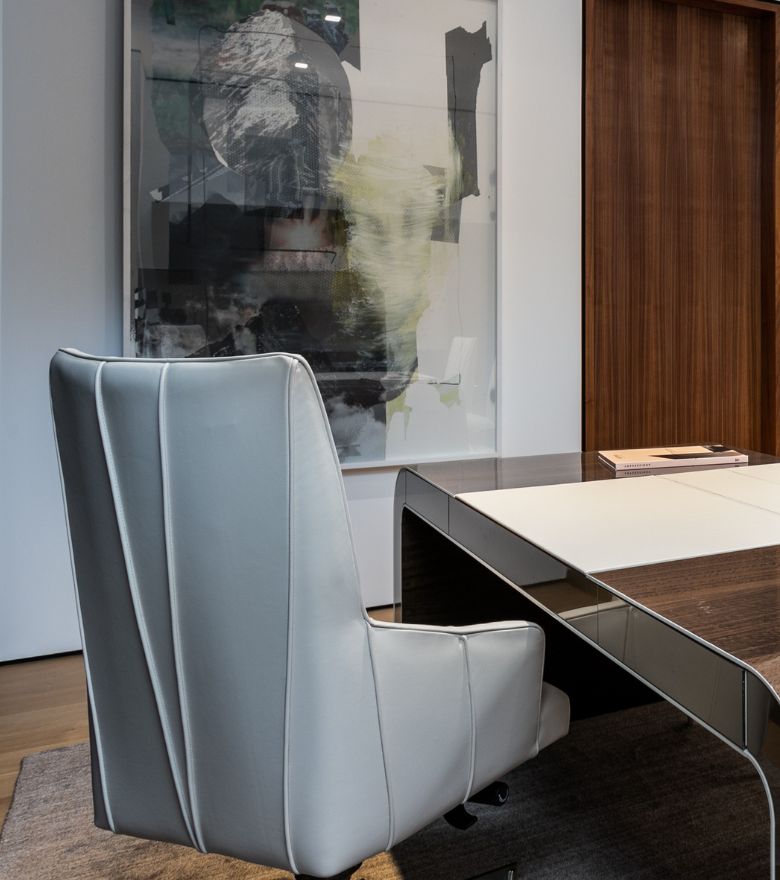 Ginsberg Office Armchair view 5