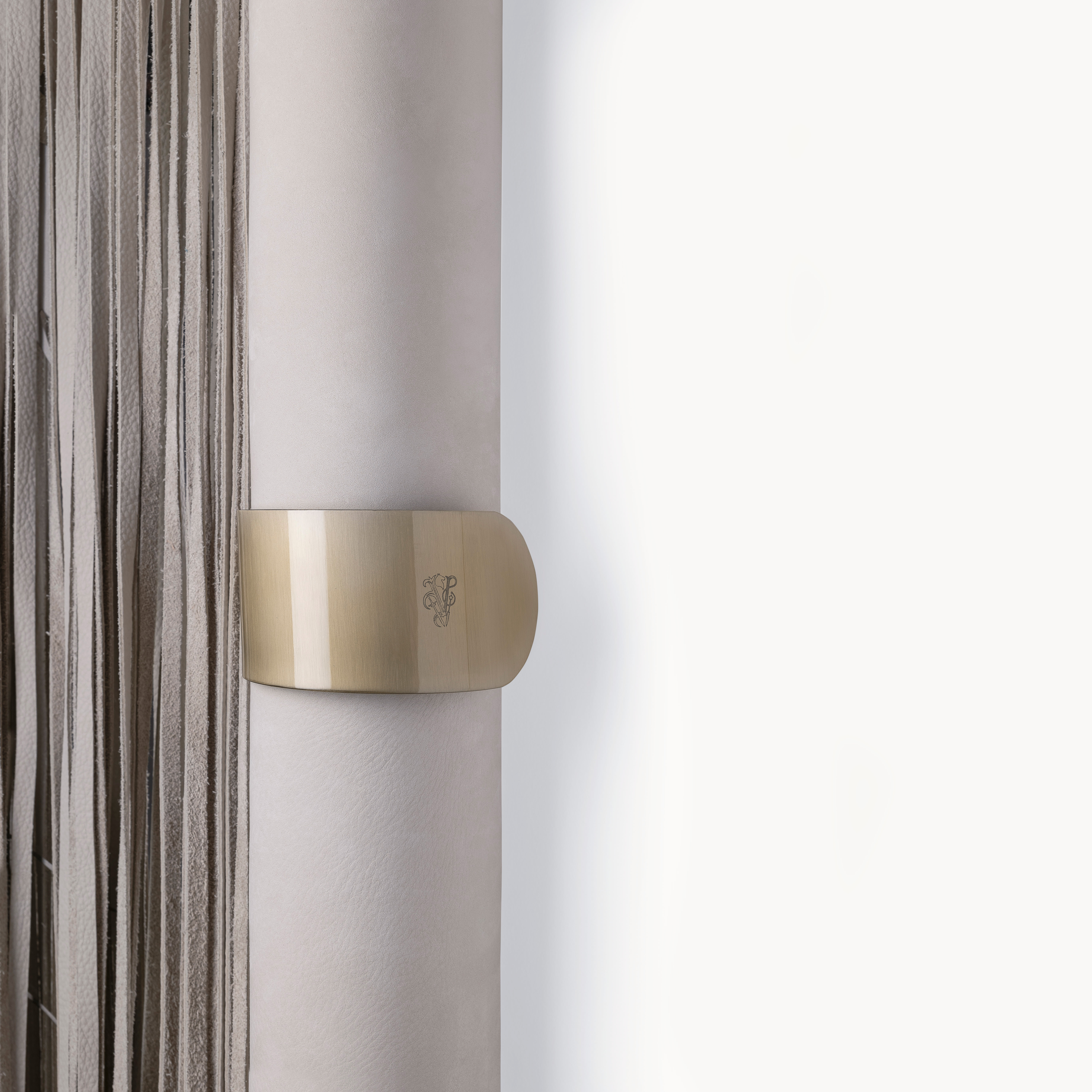 Blanche Mirror detail 6