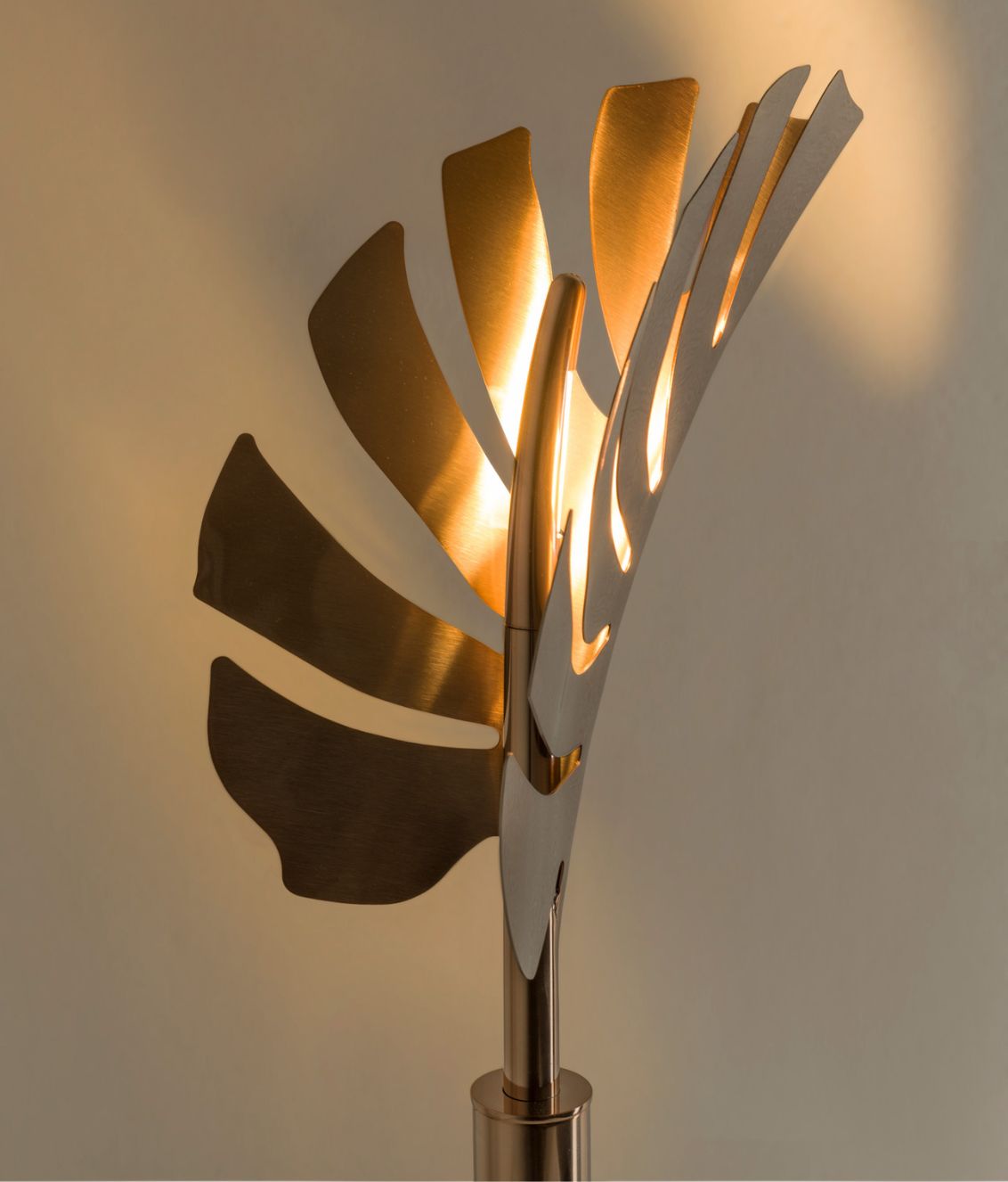 Callia Table lamp view 3