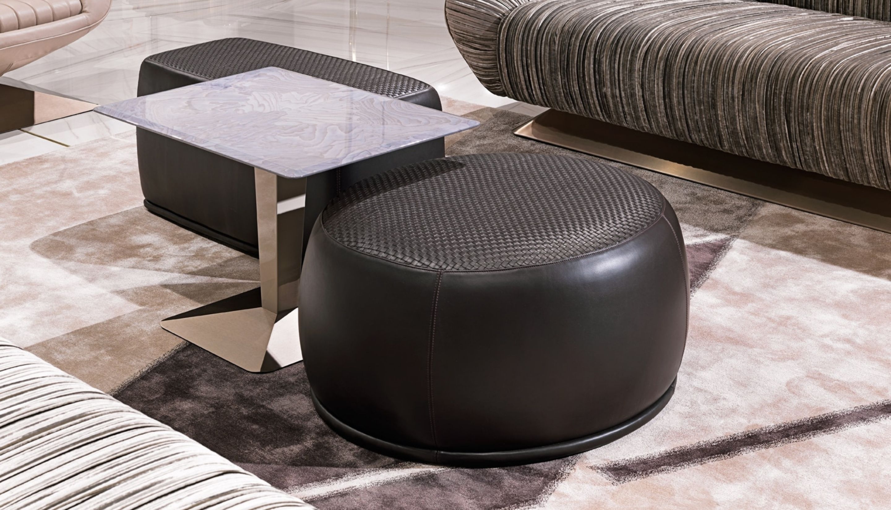 Citizen Pouffe detail 6