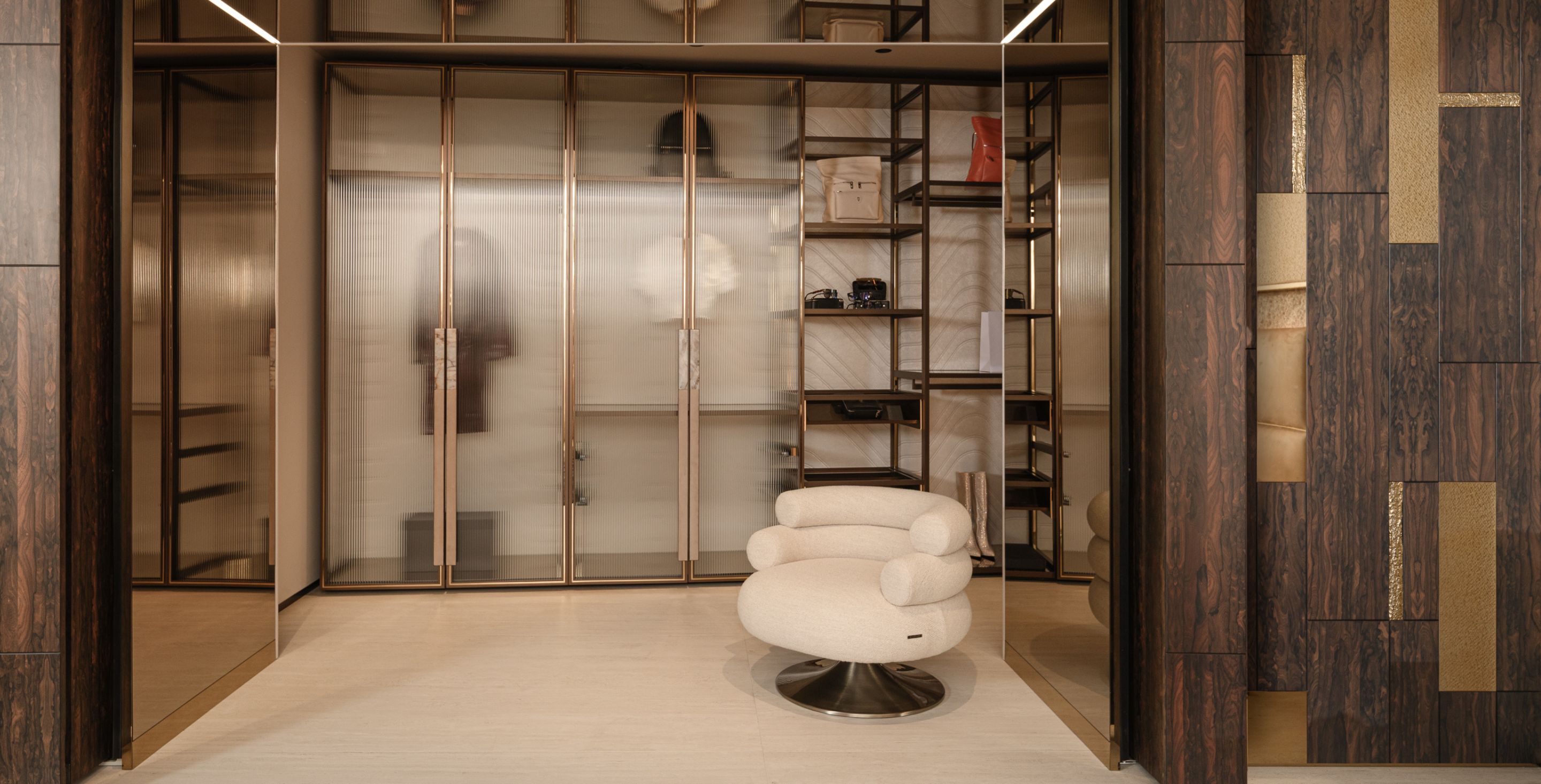 Voluptas Armchairs detail 10