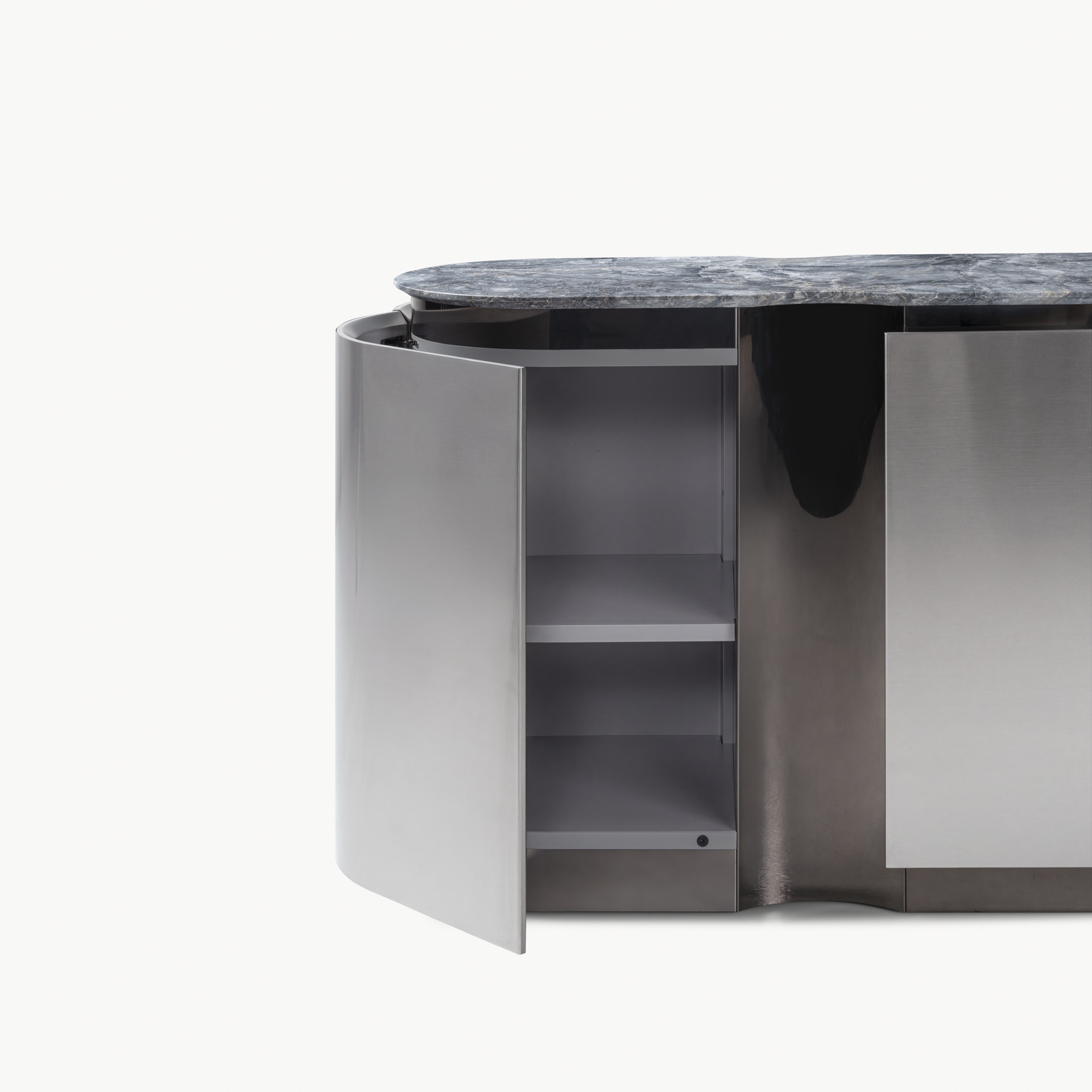 Leonardo Steel view 5