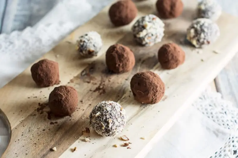 Chocolate Cookie Balls
