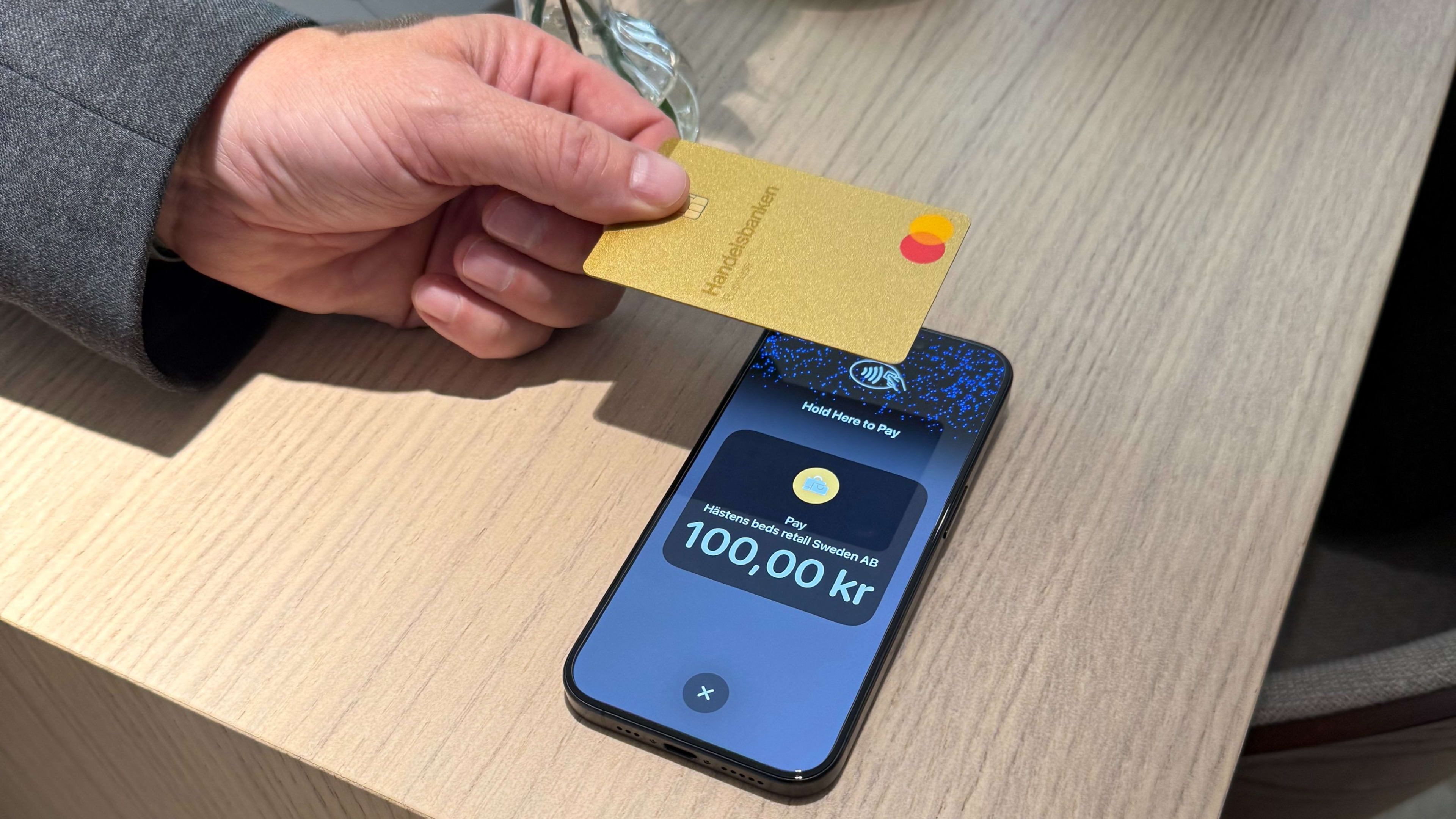 Compileit och Hästens lanserar "Tap to Pay" i Sverige