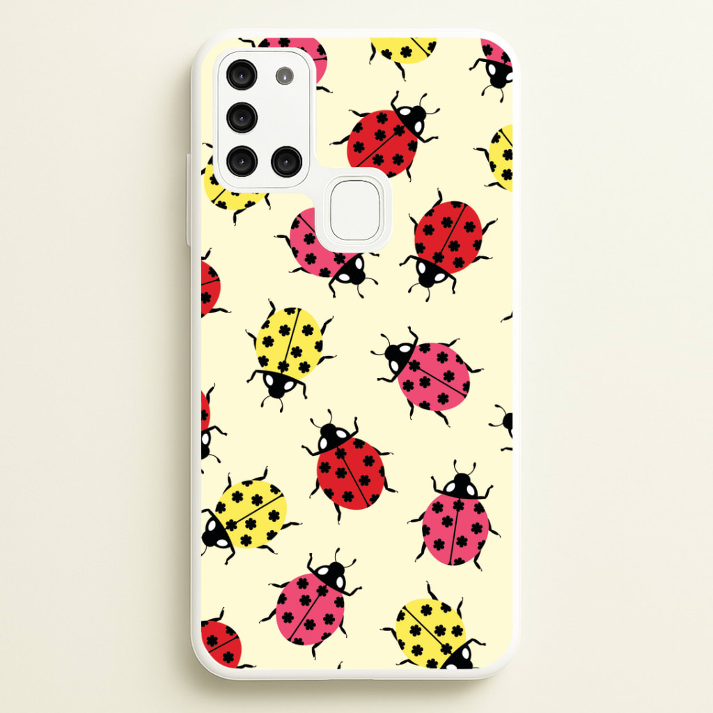 Ladybugs With Flower Spots Pattern Phone Case