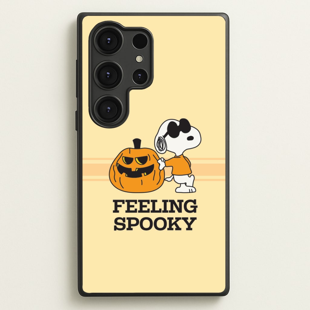 Feeling Spooky Cartoon Beagle Phone Case