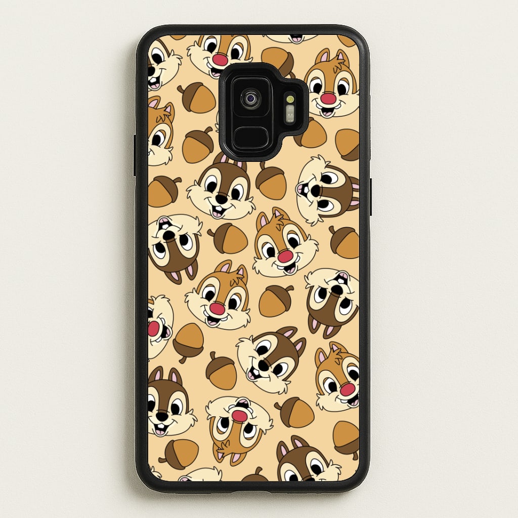 Cute Squirrels And Acorns Pattern Phone Case