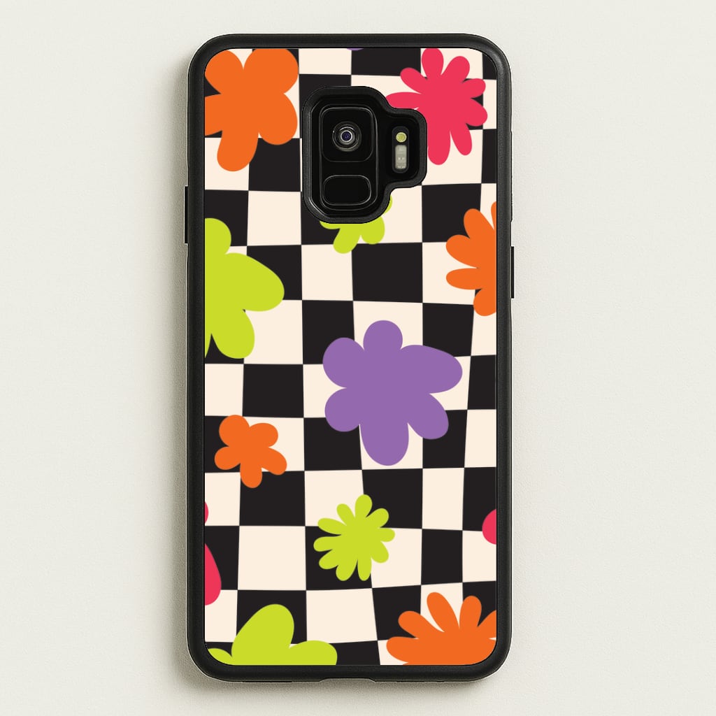 Abstract Flowers Checkered Pattern Phone Case