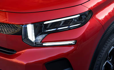 Citroën ë-C3 etuvalo lähikuva