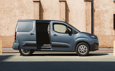 Fiat Doblo sivusta