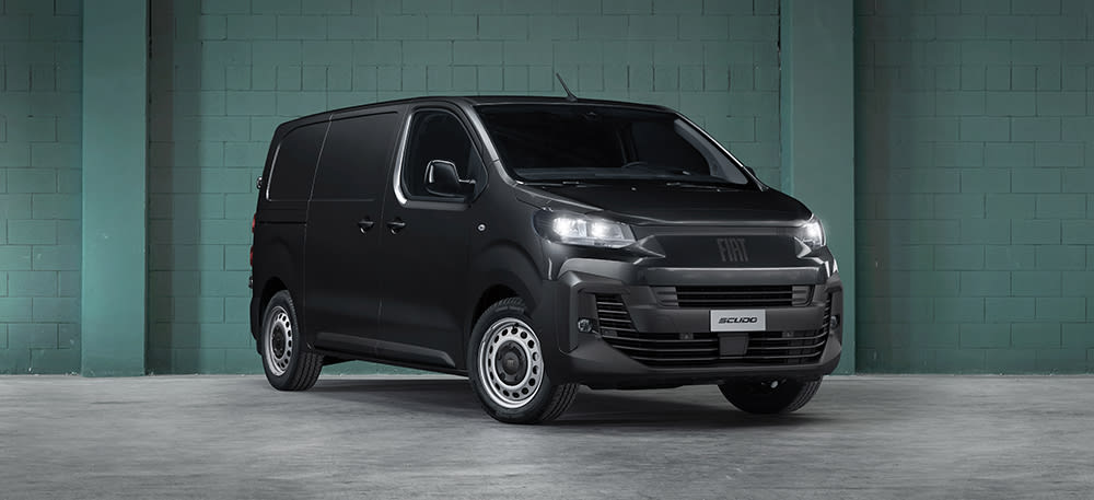 Musta Fiat Scudo