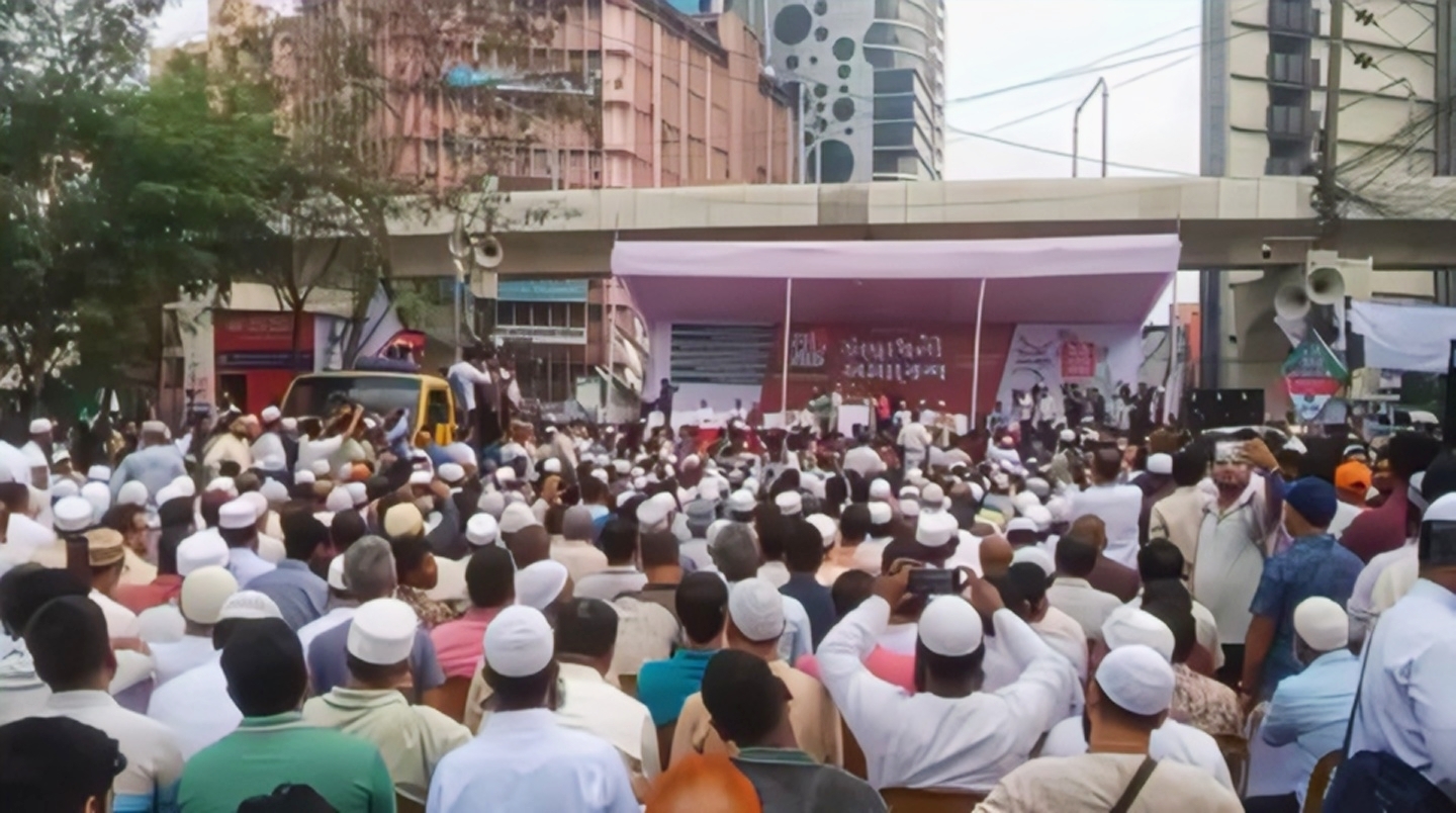 ছয় দফা দাবিতে ঢাকা-চট্টগ্রাম লংমার্চ শুরু করল ১১ দলীয় ঐক্য