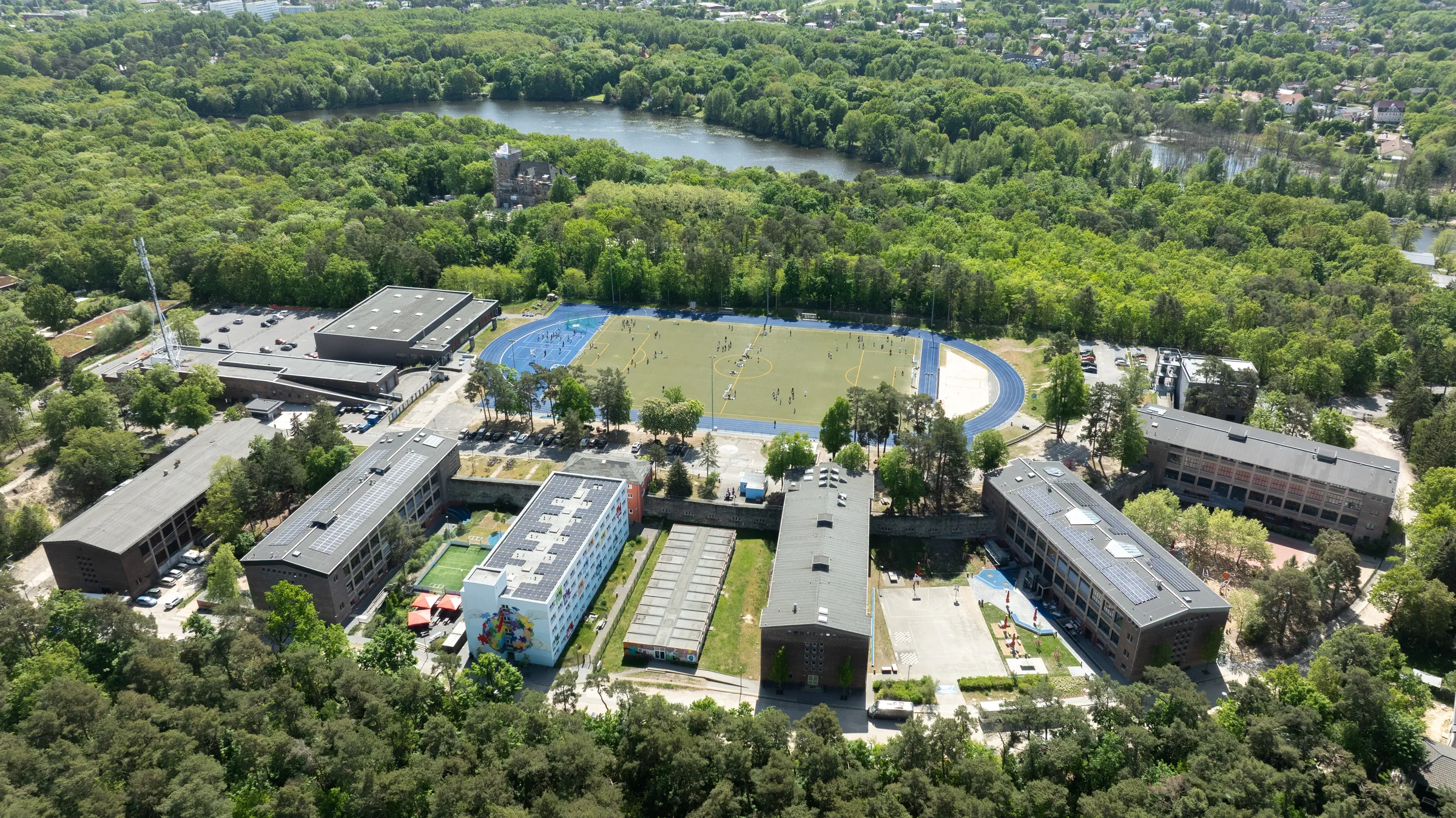 BBIS Berlin kampüs 2025