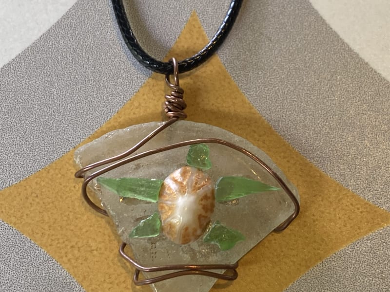 Trabajo artesanal de WMCJEWELRY