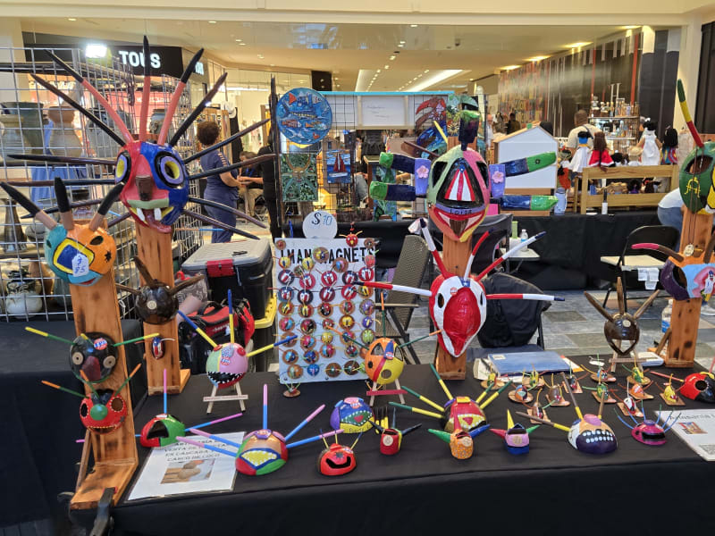 Trabajo artesanal de Artesanía LC