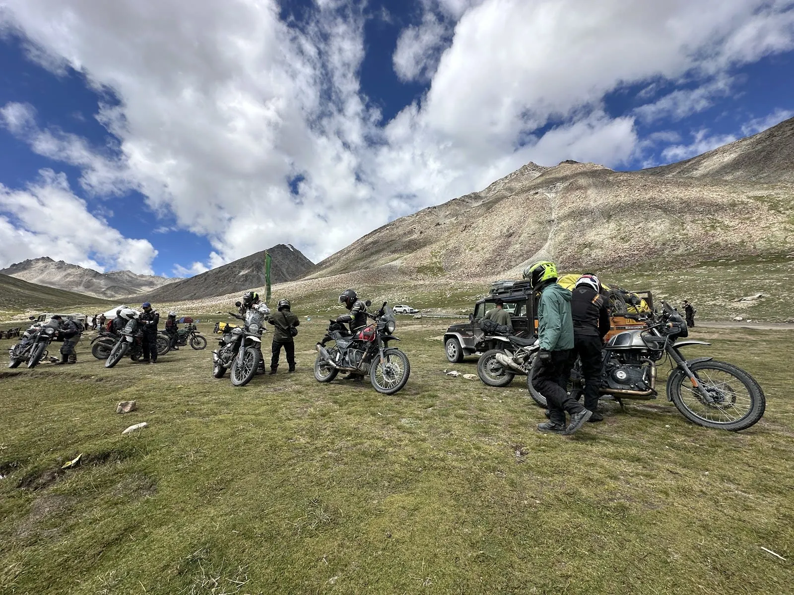 Ladakh Tour Package Bike Trip from Srinagar to Manali gallery 2