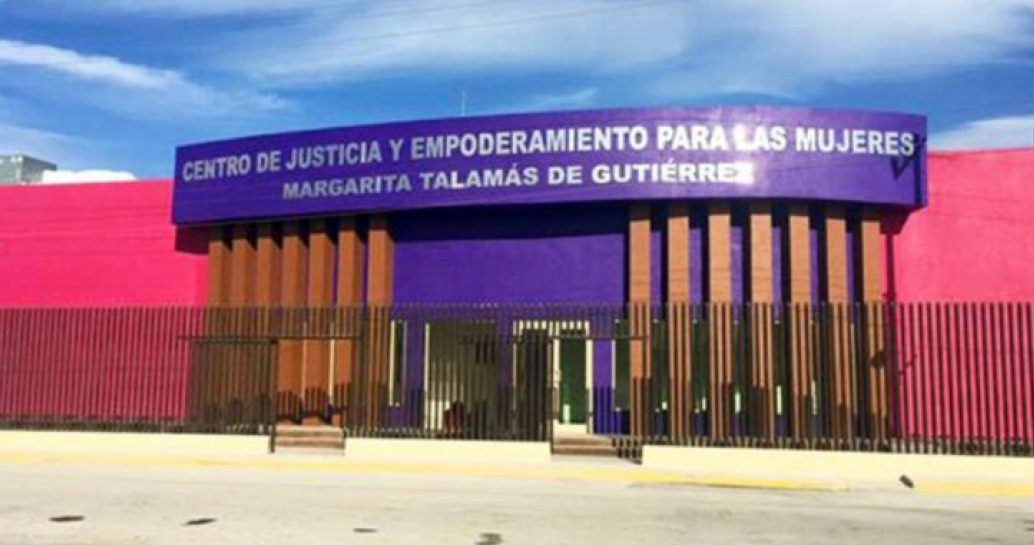 Fachada del centro de justicia para mujeres
