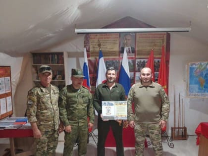 Полпреда Ингушетии наградили за оказанную гуманитарную помощь бойцам в зоне СВО