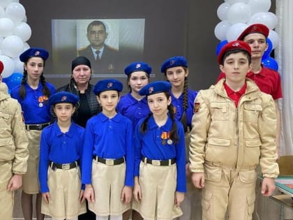 В школе Малгобека Ингушетии открыли «Парту героя» в память о Саламе Мержоеве