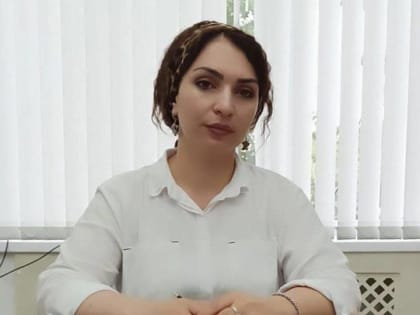 Залина Льянова поздравляет с Днем рождения директора ДК г.Сунжа Залину Халухаеву