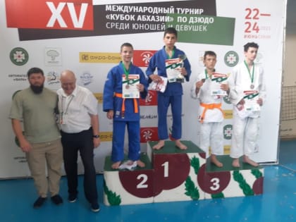 Кубок Абхазии по дзюдо завоевал юный спортсмен из Сунженского района Ингушетии
