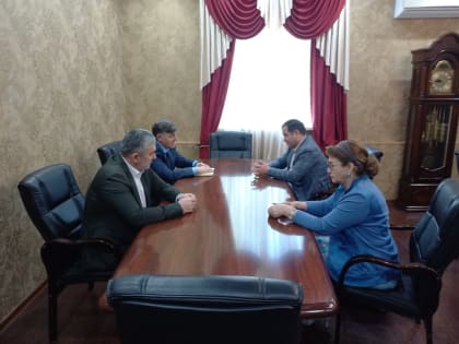 Руководитель УФНС России по Республике Ингушетия Магомед Куштов провел рабочую встречу с руководителем Управления Роспотребнадзора Борисом Комурзоевым в Магасе