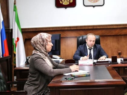 Управляющий Отделением СФР по РИ ответил на вопросы граждан в ходе личного приема.