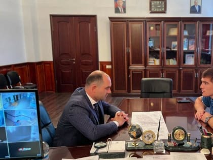 И. о. мэра Карабулака Ингушетии встретился с Олимпийским чемпионом