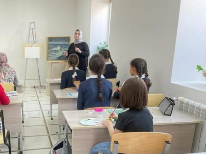 Мастер-класс для юных художников прошел в Ингушетии