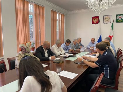 23.07.2024 состоялось заседание комиссии по соблюдению требований к служебному поведению муниципальных служащих и лиц, замещающих муниципальные должности, и урегулированию конфликт