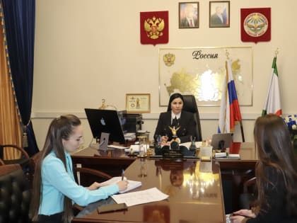 Министр образования и науки региона провела прием граждан